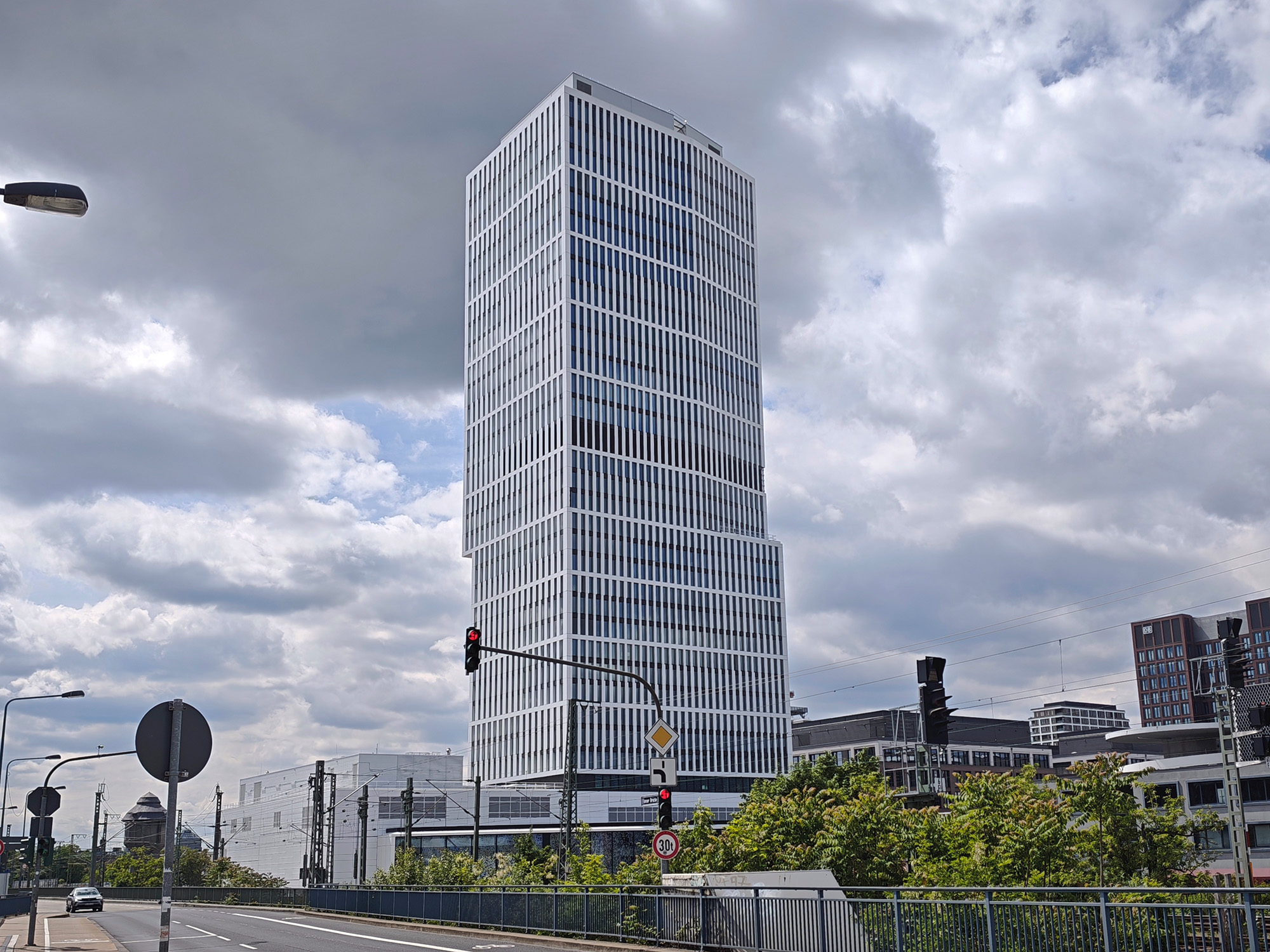 Sparda - Bank - Tower - Cyrucs - Scandic - Emser - Brücke