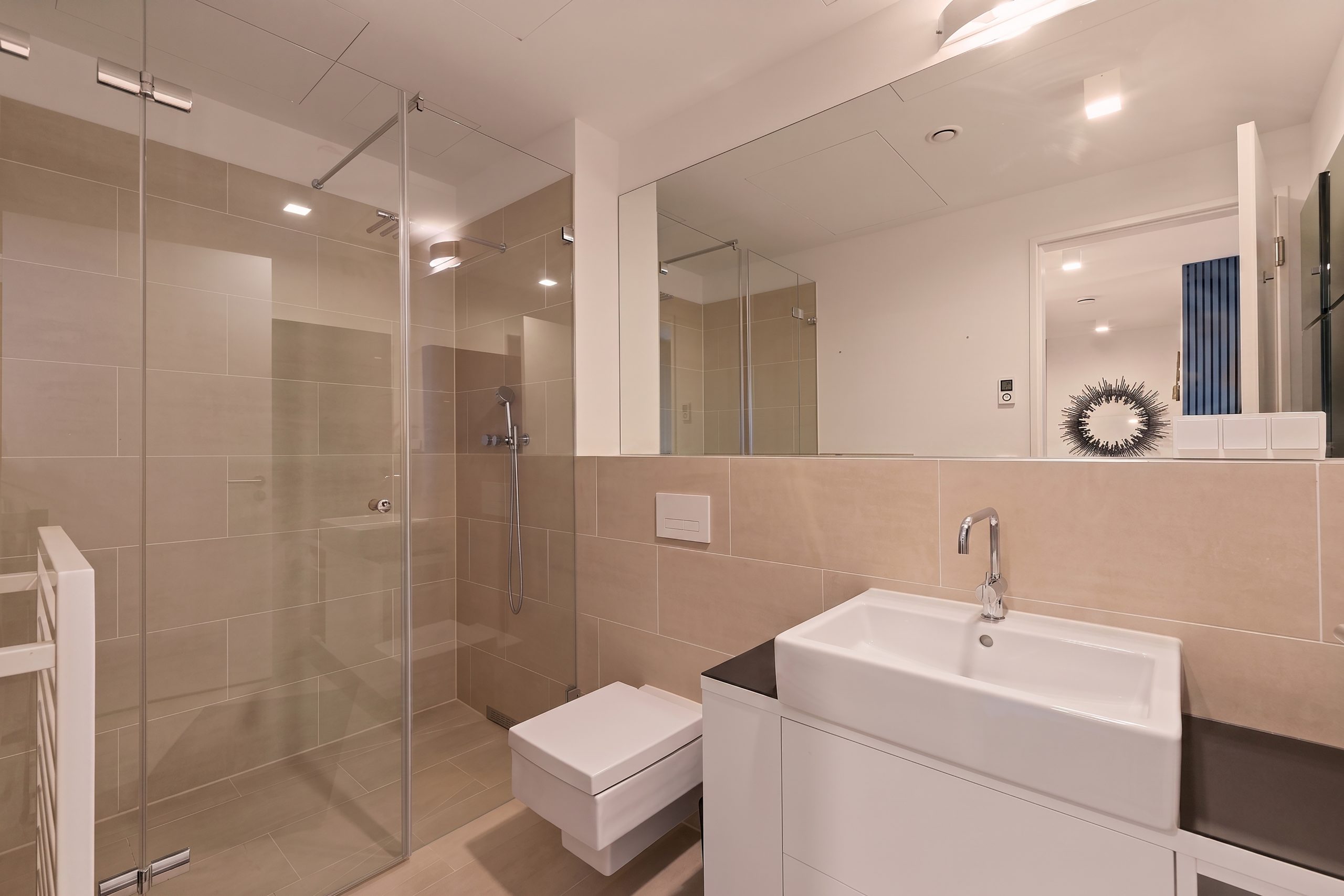 Pabst - Henninger Turm - WE 08-05 - Frankfurt - Badezimmer